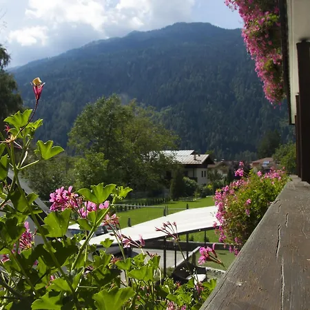 Lory Hotel Pinzolo